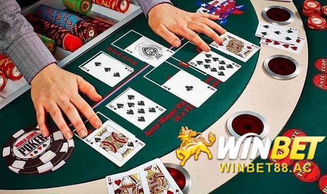 Cần nắm được luật chơi cơ bản của poker